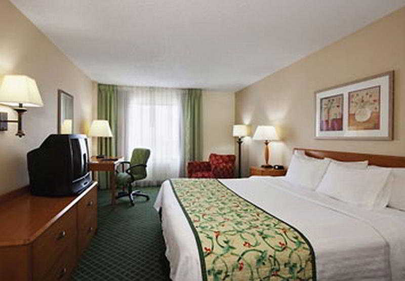 Fairfield Inn & Suites Denver Cherry Creek Room photo